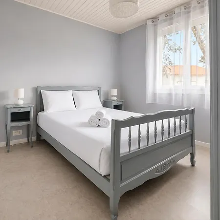 Maison Cosy Avec Jardin A Bretignolles *